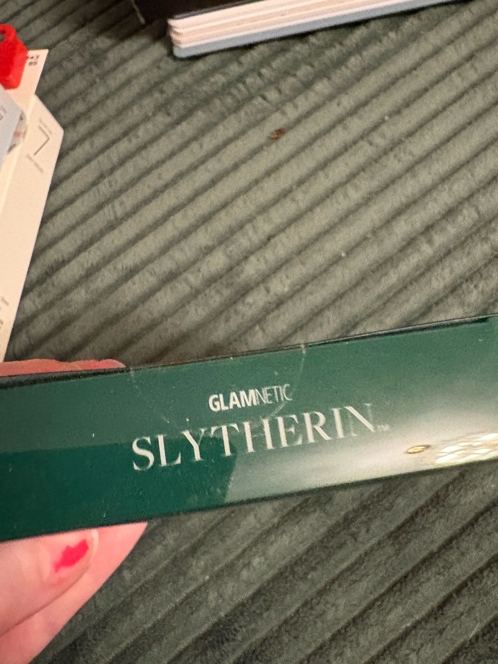 Glamnetic slytherin glue on nails - Picture 2 of 2